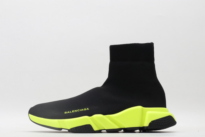 Ba*len*cia*ga speed sneaker